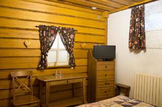 Гостиница Рай-Ski-Домик Красная Поляна Бюджетный двухместный номер с 1 кроватью-1